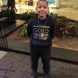 Meet your Posher, Derrick